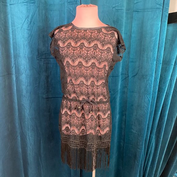 Cosita Linda Other - Cosita Linda Crochet Fringe Hem Swim Cover Up